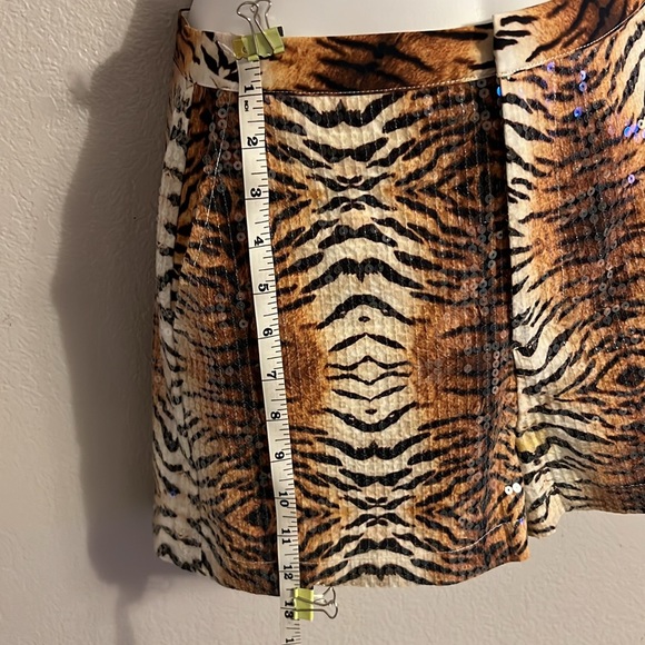 LE SUPERBE shorts size 2 - Picture 5 of 9